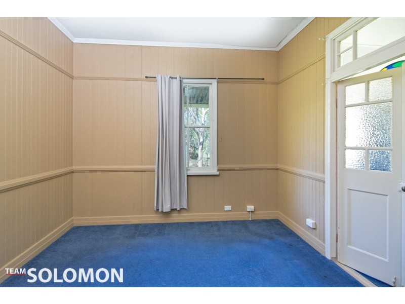 15 London Road, Belmont QLD 4153