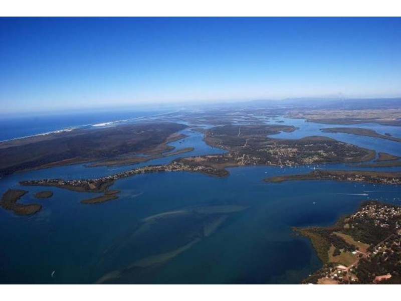 3 Titania Tce, Russell Island QLD 4184