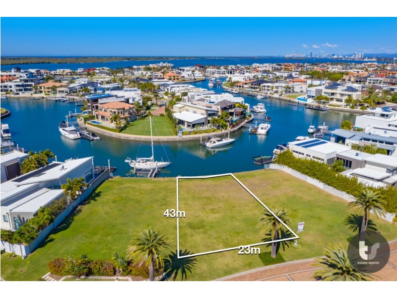 103 Sovereign Mile, Sovereign Islands QLD 4216