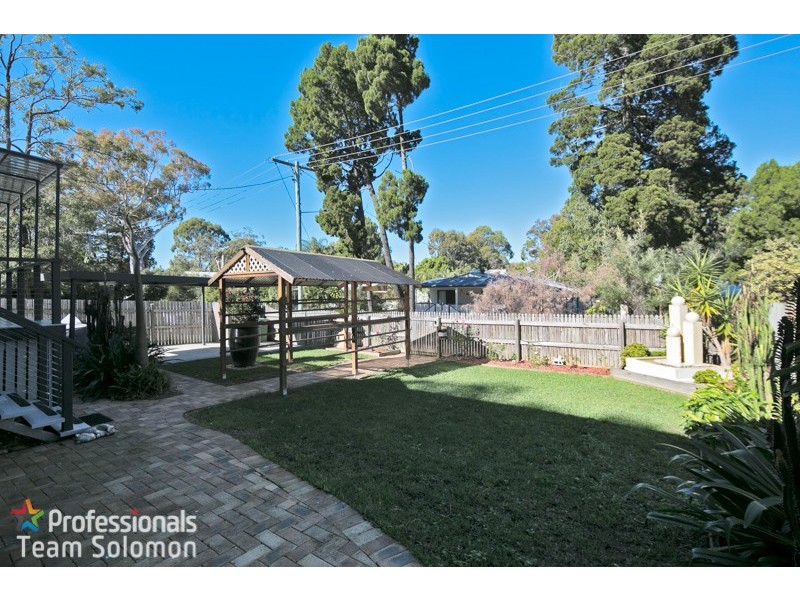 10 Carefree Street, Coochiemudlo Island QLD 4184