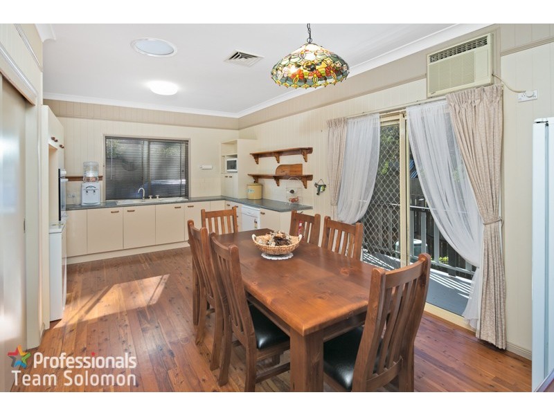 10 Carefree Street, Coochiemudlo Island QLD 4184