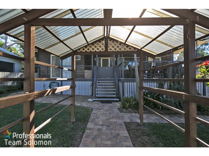 10 Carefree Street, Coochiemudlo Island QLD 4184