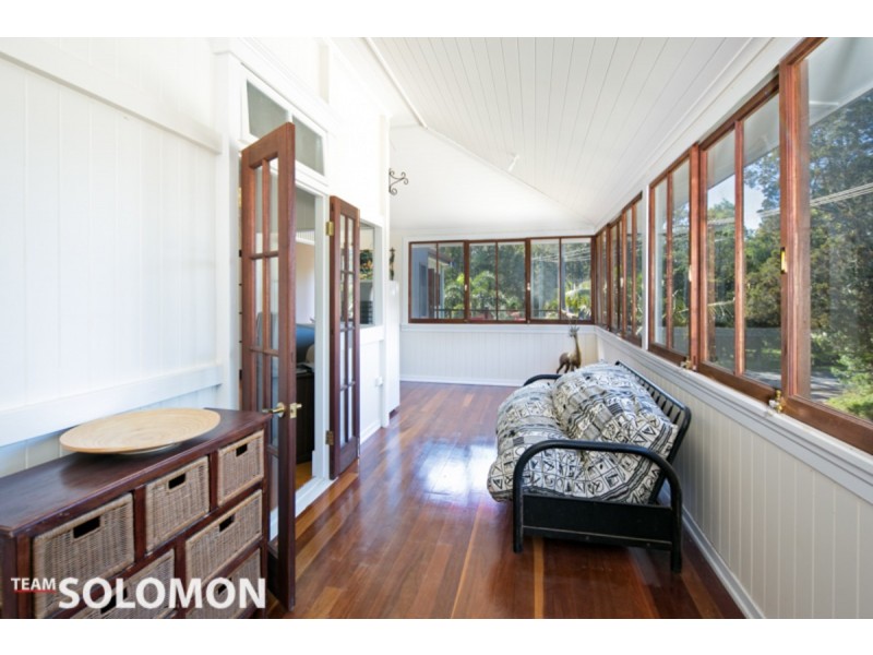 1 Kingfisher Street, Coochiemudlo Island QLD 4184