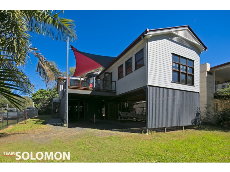 1 Kingfisher Street, Coochiemudlo Island QLD 4184