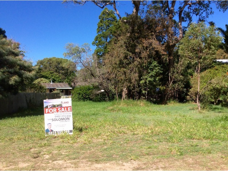 3 Carefree Street, Coochiemudlo Island QLD 4184