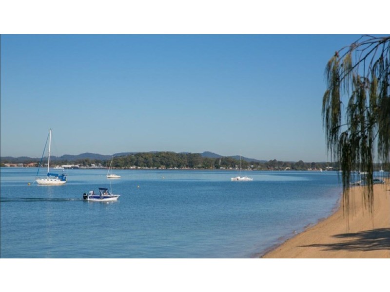 3 Carefree Street, Coochiemudlo Island QLD 4184