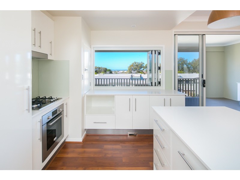 4/16 Bainbridge Street, Ormiston QLD 4160