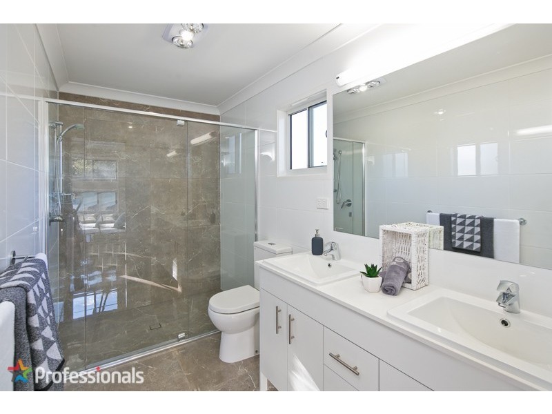 4/16 Bainbridge Street, Ormiston QLD 4160