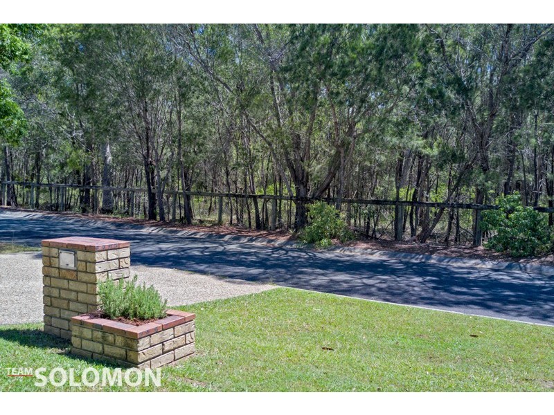 8 Ivanhoe Place, Capalaba QLD 4157