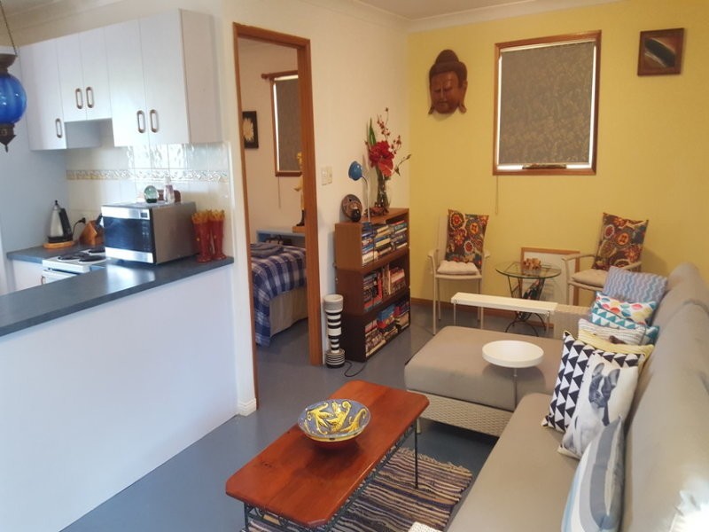 2 Heath Street, Macleay Island QLD 4184