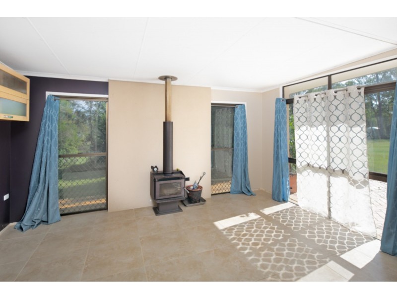29 Sippels Road, Grandchester QLD 4340
