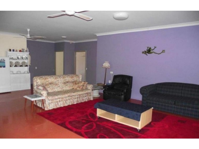 34 Noyes Parade, Karragarra Island QLD 4184