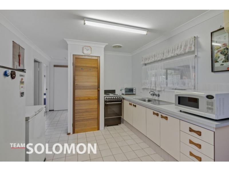 21 Mareela Street, Coochiemudlo Island QLD 4184