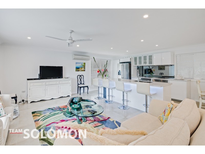 46 Beach Street, Cleveland QLD 4163