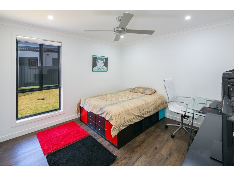 69 Masthead Drive, Cleveland QLD 4163