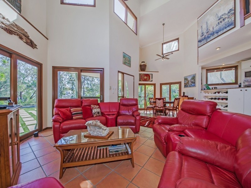 250 Victoria Parade, Coochiemudlo Island QLD 4184