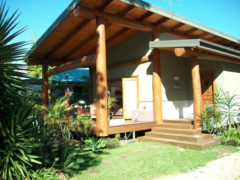 31 Shirley Street, Coochiemudlo Island QLD 4184