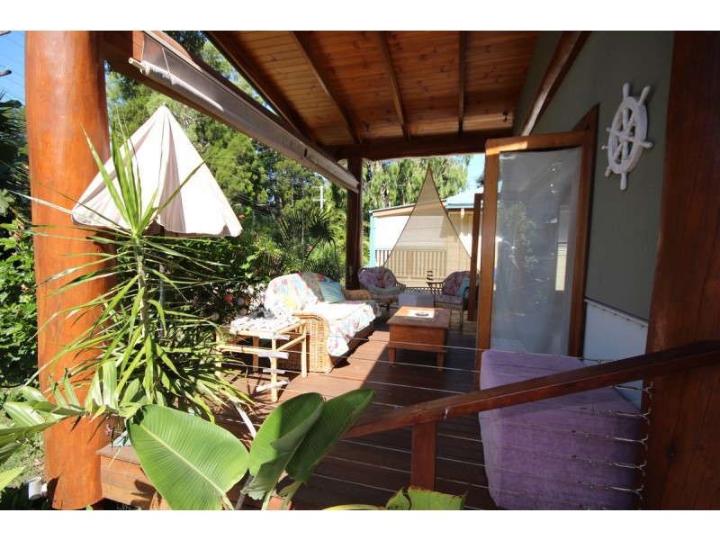 31 Shirley Street, Coochiemudlo Island QLD 4184