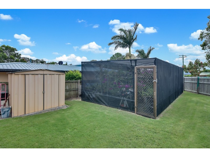16 Shanahan Street, Redland Bay QLD 4165