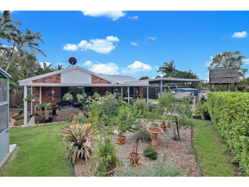 16 Shanahan Street, Redland Bay QLD 4165