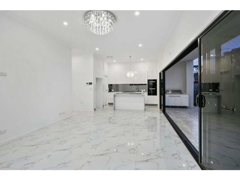 3/285 Main Road, Wellington Point QLD 4160