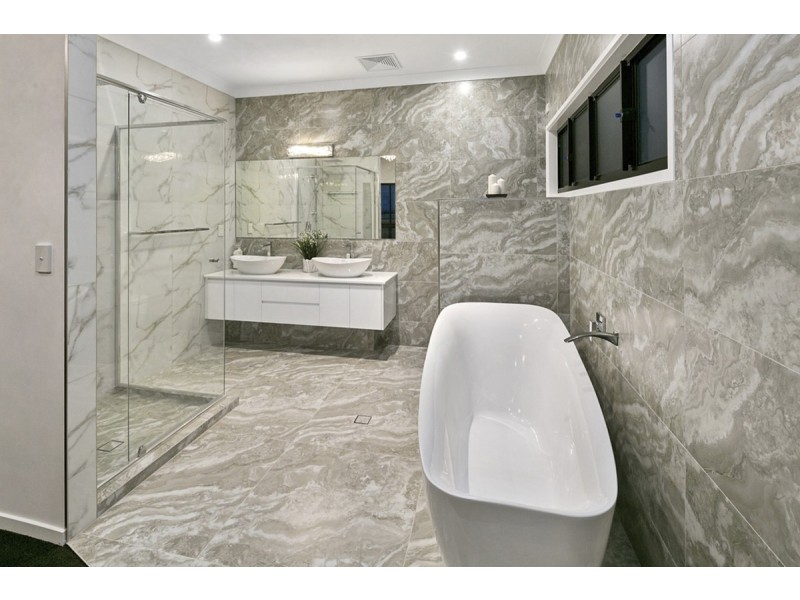 3/285 Main Road, Wellington Point QLD 4160