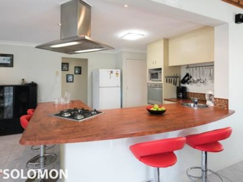 223 Main Street, Redland Bay QLD 4165