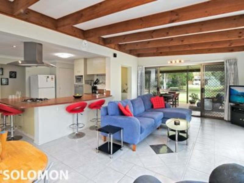 223 Main Street, Redland Bay QLD 4165