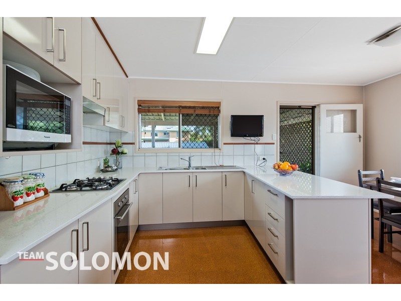 3 Sunstone Street, Manly West QLD 4179