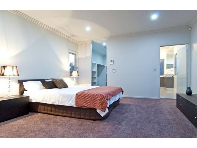 343 Main Road, Wellington Point QLD 4160