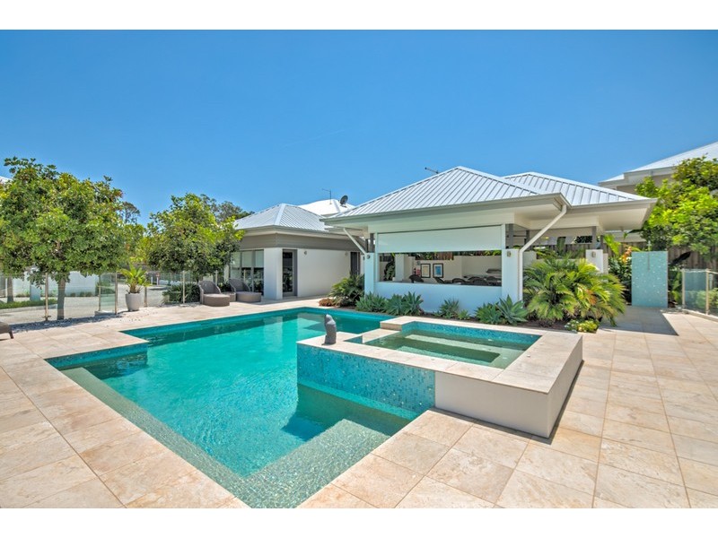 10/92-94 Sturgeon Street, Ormiston QLD 4160