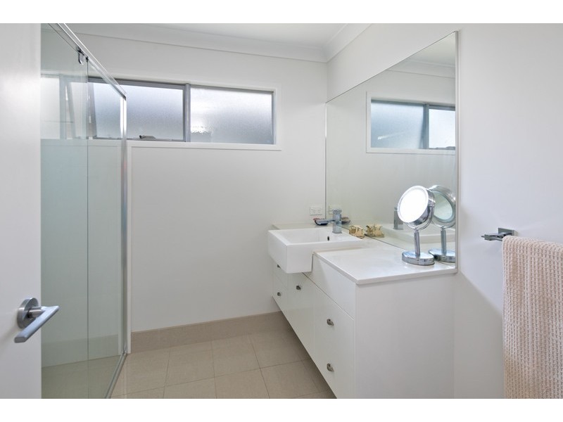 10/92-94 Sturgeon Street, Ormiston QLD 4160