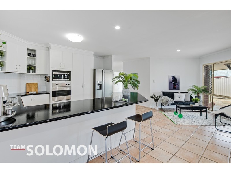 15 Viewfield Street, Redland Bay QLD 4165