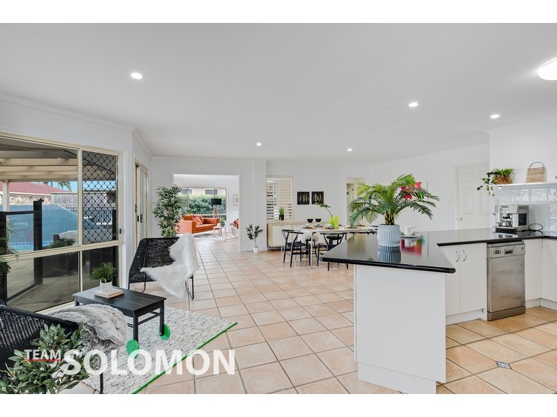 15 Viewfield Street, Redland Bay QLD 4165