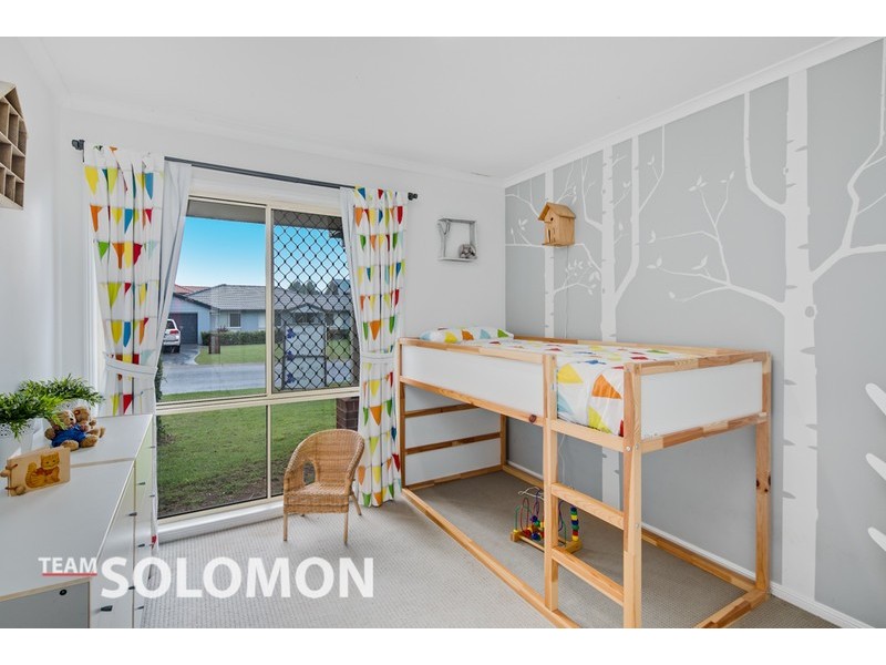 15 Viewfield Street, Redland Bay QLD 4165