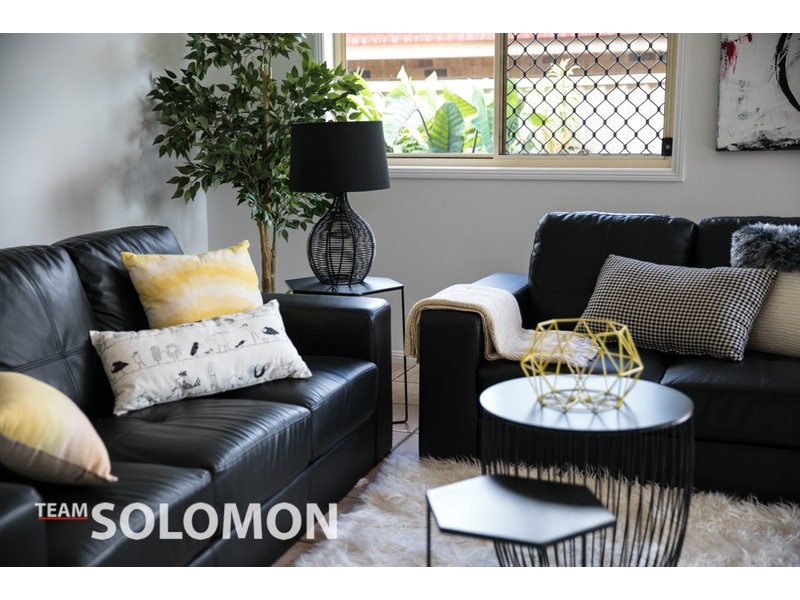 15 Viewfield Street, Redland Bay QLD 4165