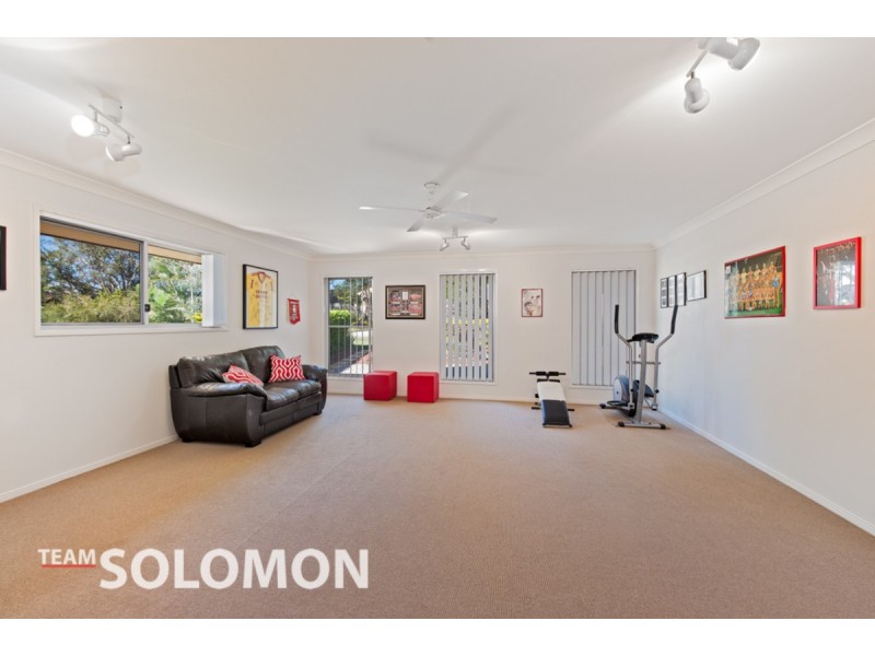 8 MOOROONDU Street, Coochiemudlo Island QLD 4184