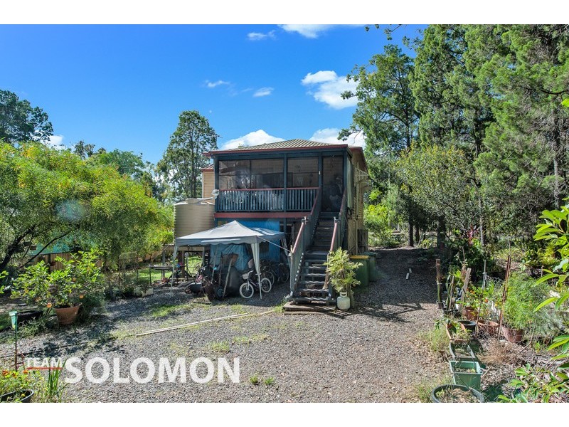 44 Elizabeth Street, Coochiemudlo Island QLD 4184