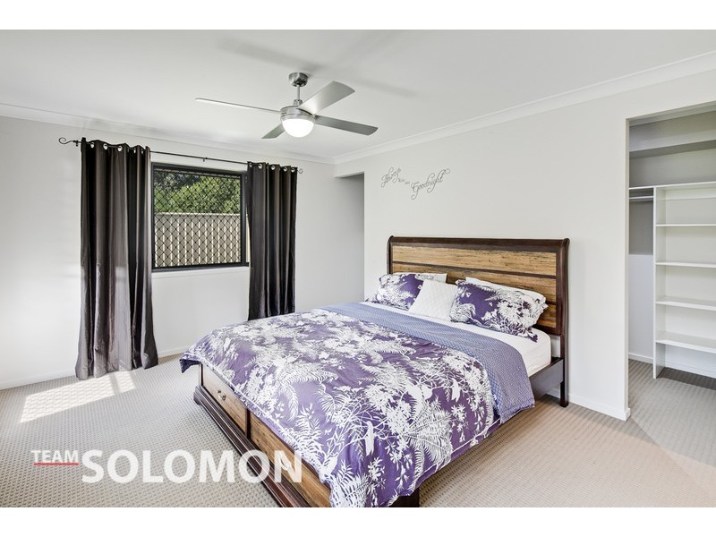 4 Noah Court, Redland Bay QLD 4165