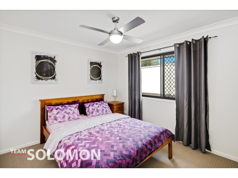 4 Noah Court, Redland Bay QLD 4165