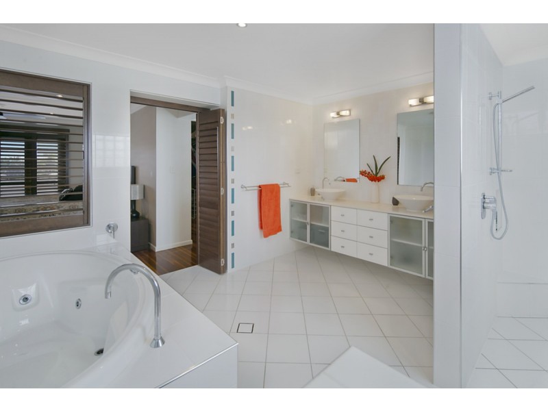 5 Moreton View Crescent, Thornlands QLD 4164