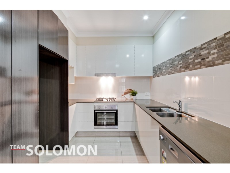 2/8 Bond Street, Cleveland QLD 4163