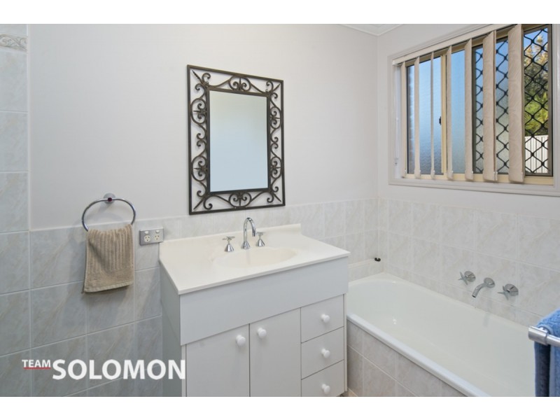 33 Jasper Street, Wellington Point QLD 4160