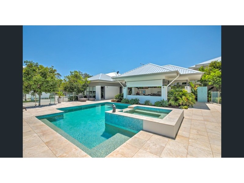 10/92-94 Sturgeon Street, Ormiston QLD 4160