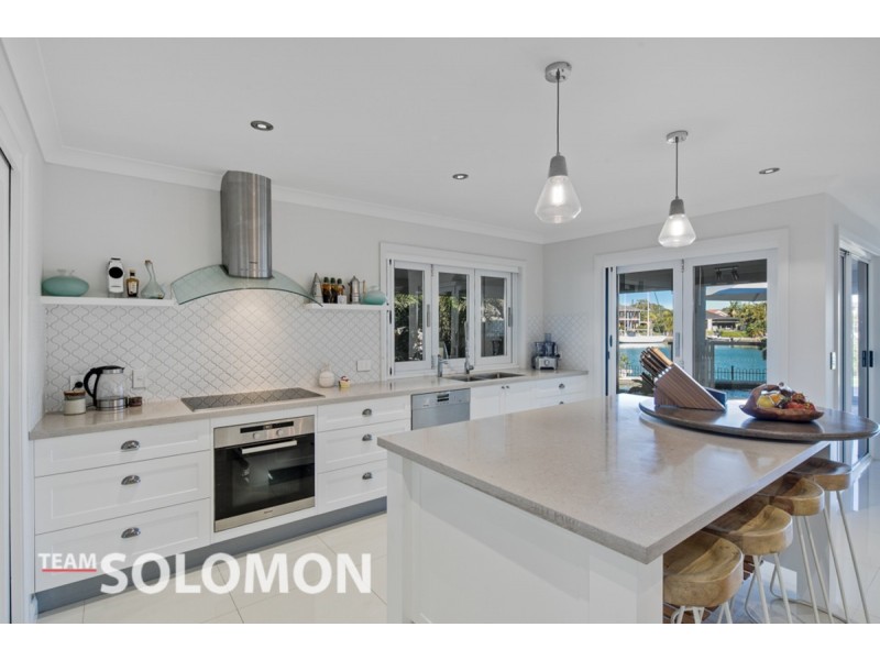 22 Carling Court, Raby Bay QLD 4163