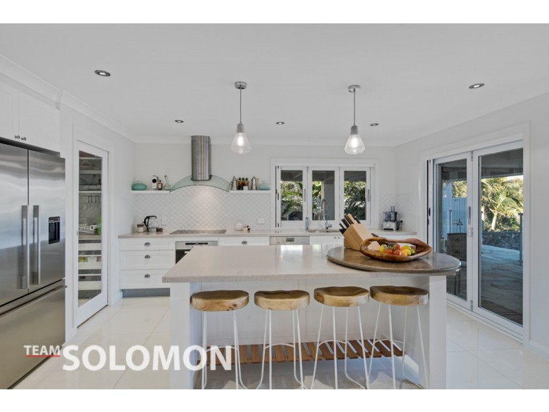 22 Carling Court, Raby Bay QLD 4163