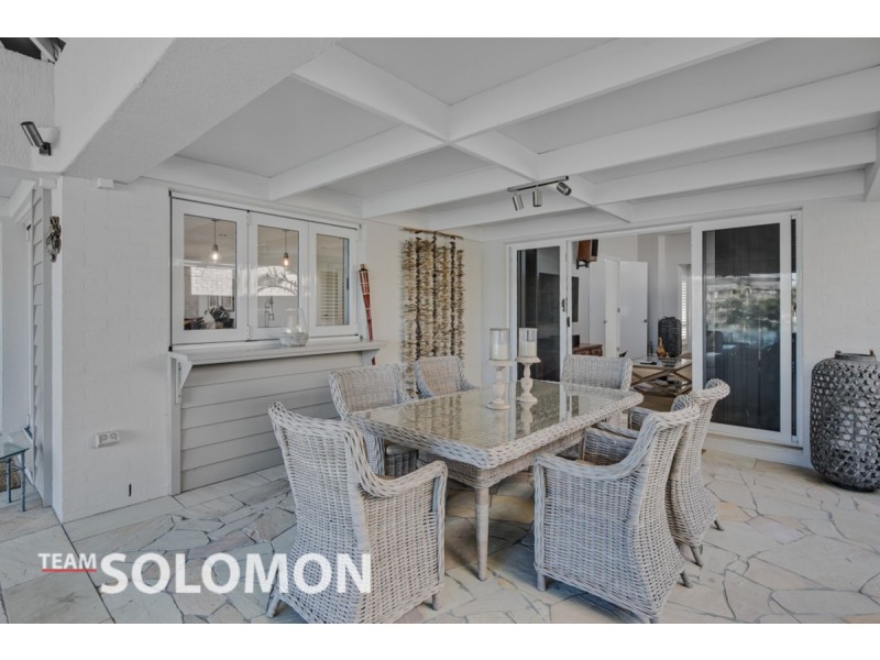 22 Carling Court, Raby Bay QLD 4163