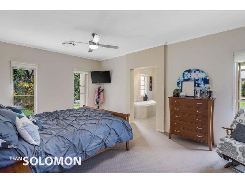 5 The Grove, Thornlands QLD 4164