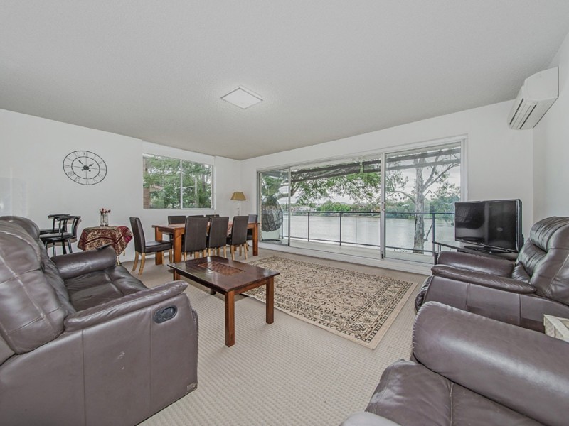 4/136 Macquarie Street, St Lucia QLD 4067