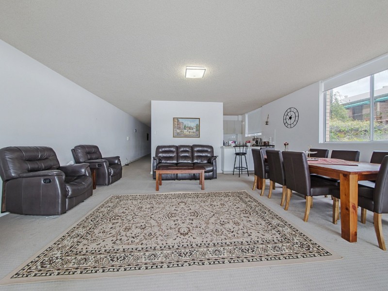 4/136 Macquarie Street, St Lucia QLD 4067